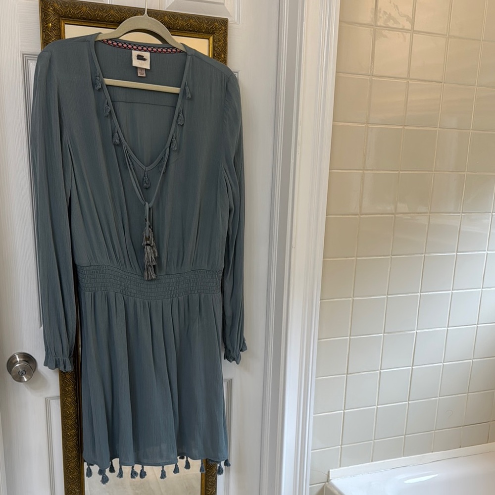 Knox Rose Long Sleeve Dress in Dusty Blue